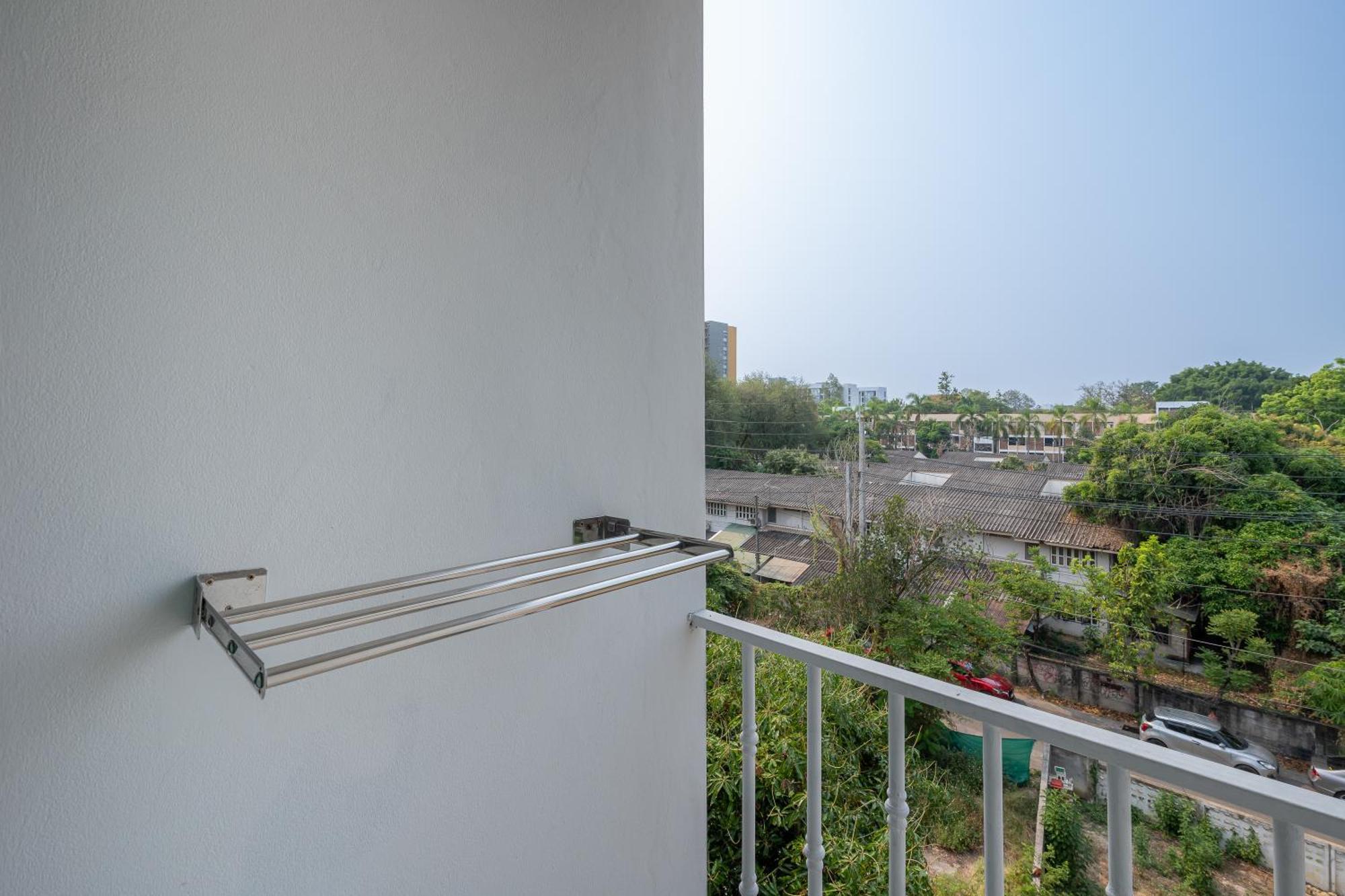 Digital Nomad 5br House Fast Wi-fi In Nimmanhemin Chiang Mai